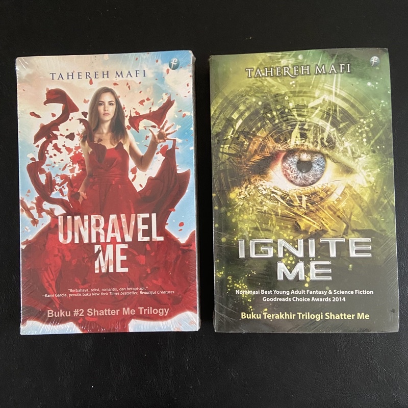 Novel Terjemahan Unravel Me dan Ignite Me