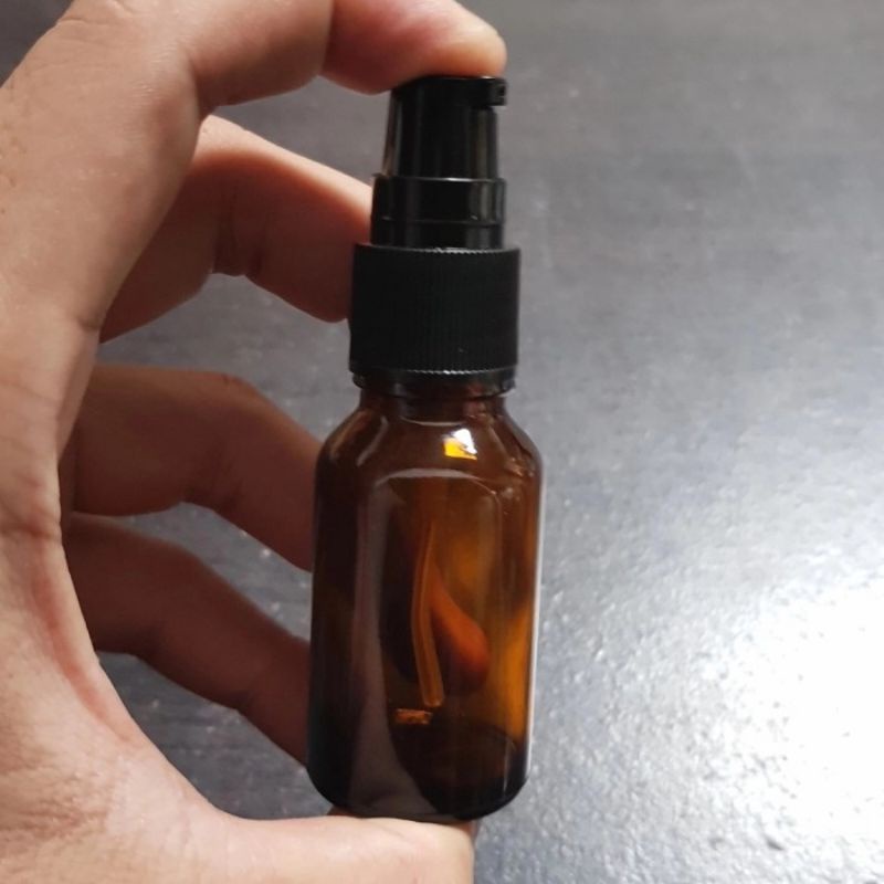 botol kaca 15ml pump treatment / botol kaca 15ml amber pump hitam