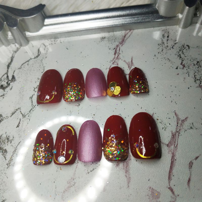 nail art wedding maroon