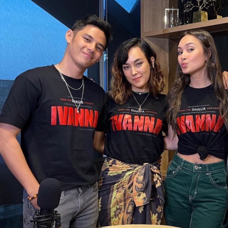 Kaos Ivanna From Danur Universe Film Horror Ivanna Danur Movie Tshirt custom unisex