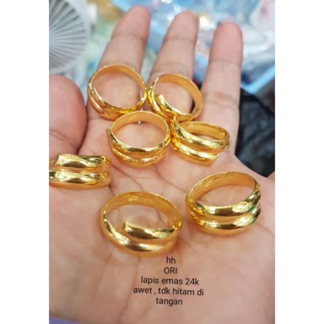 Cincin golden,ada mereknya Gdn didalam cincin