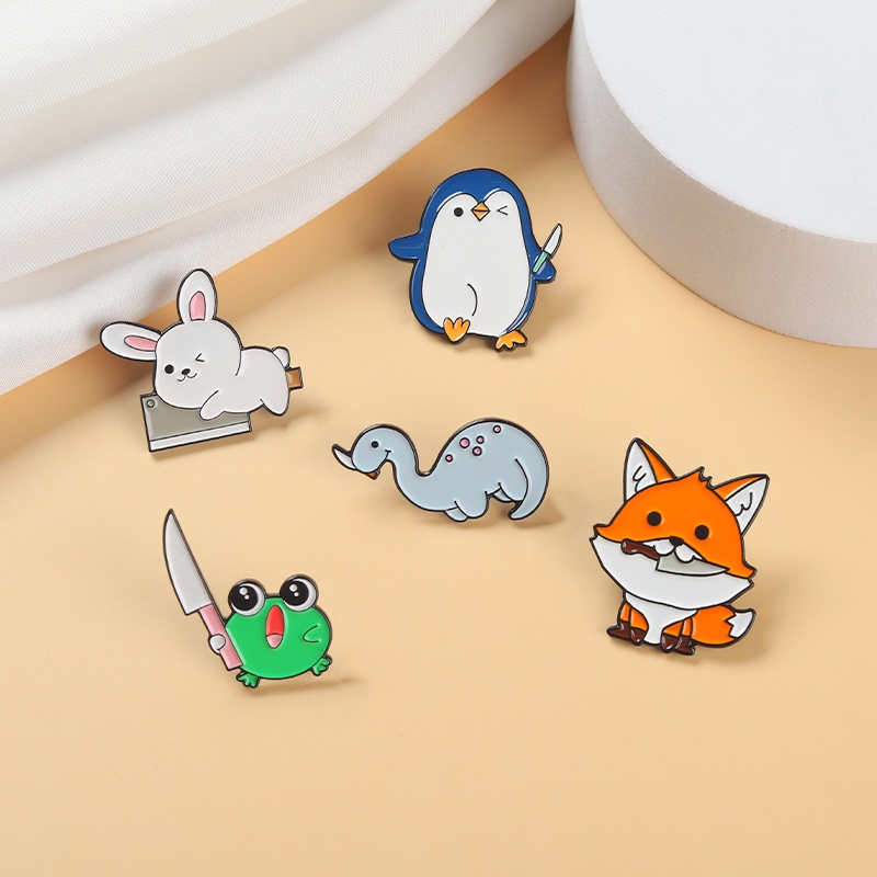 Bros Pin Enamel 5 Model Kartun Hewan Rubah Penguin Kelinci Katak Untuk Hadiah