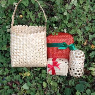 Hampers Anyaman Bambu Tas bambu Besek makanan snack Hampers Anyaman Bambu Tas bambu Besek makanan snack