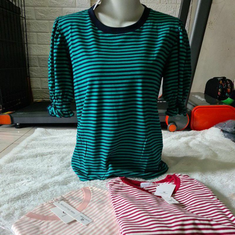 READY STOCKKaos wanita import Bangkok Giant basic Neworiginal garis2