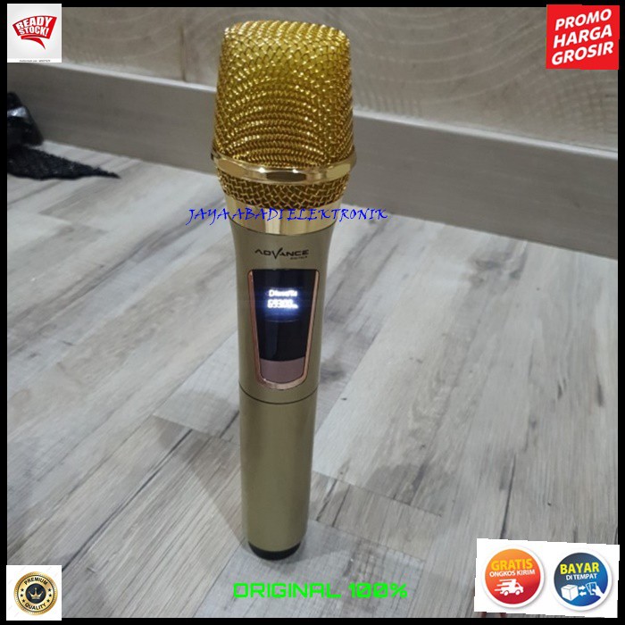 G572 MIC WIRELESS UHF GOLD DIGITAL LCD SINGLE CAS MIK WIRELES CHARGER MIKROPON MIKROPHONE SOUNDBEST DISPLAY MICROPHONE ADVANCE KARAOKE VOKAL VOCAL ARTIS PROFESIONAL PRO SOUND BEST SISTEM AUDIO PANGGUNG LEGENDARY DYNAMIC PENGERAS SUARA HIFI SENSITIF MC