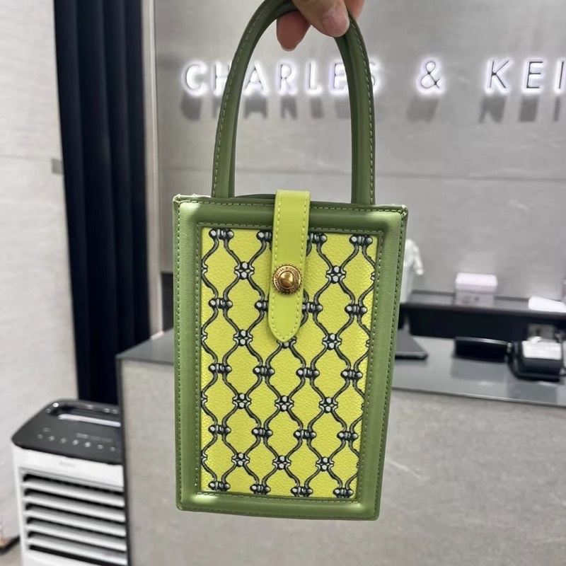 Tas Wanita C Este Phone Bag