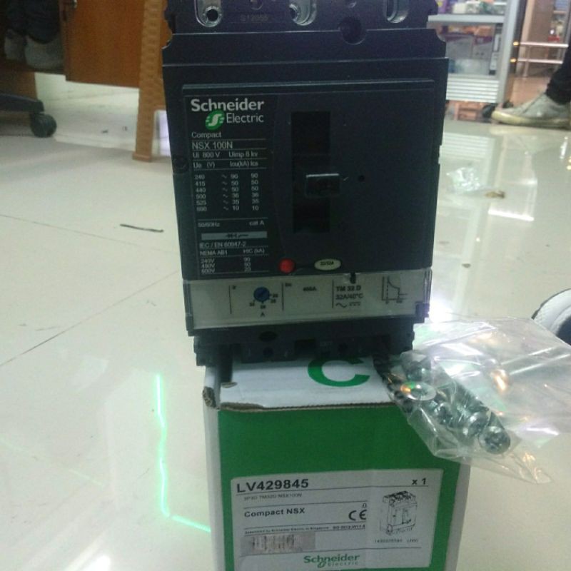 MCCB Compact Nsx 100N 3P 32A SCHNEIDER