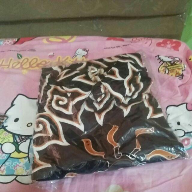 Kemeja Batik Pria Lengan Panjang Sogan