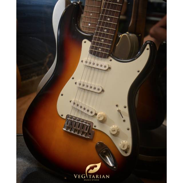 Squier stratocaster california series