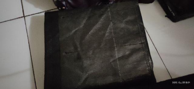 Wall Planter  Bag Kantong 14 Hitam Polos