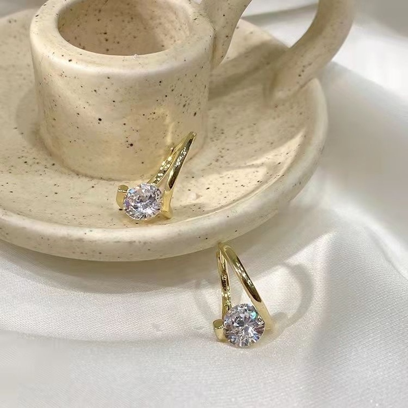 1 Pasang Anting Hoop Zircon Geometris Tidak Teratur Gaya Klasik Untuk Wanita