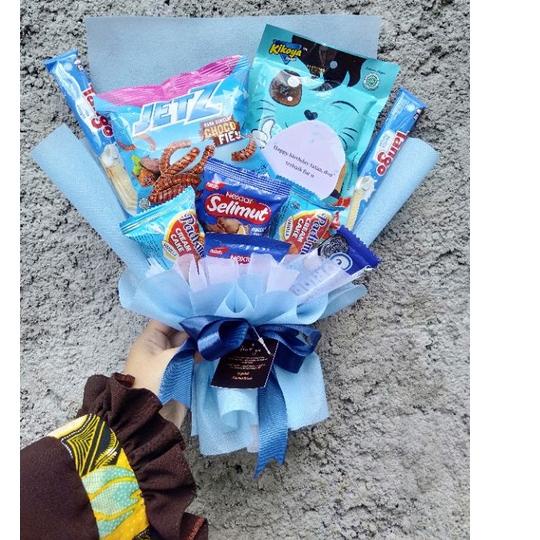 

Terbaru 3.3 Bucket murah Buket Snack buket wisuda buket jajanan buket hadiah wisuda bucket hadiah sempro