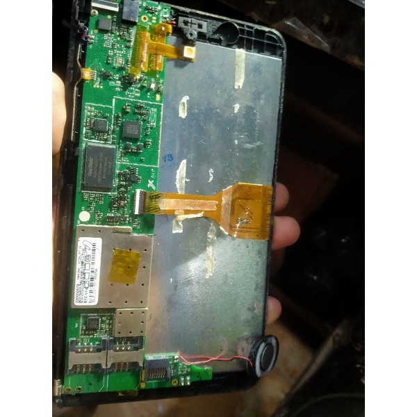 mesin tablet Advan E1C pro p7123 soket kecil  Minus LCD MESIN JAMIN NORMAL UDH TESTED