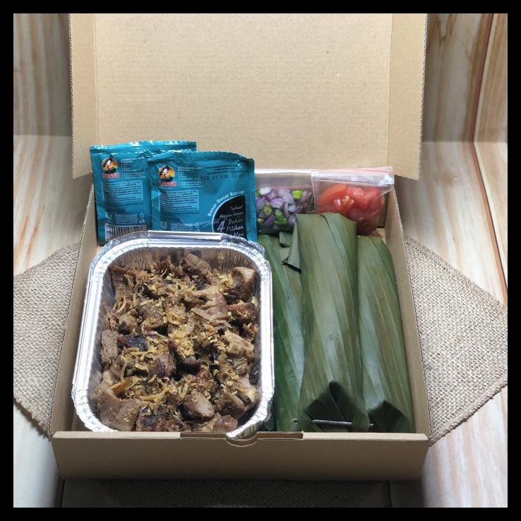 

Hampers Kambing Guling Tanpa Lontong