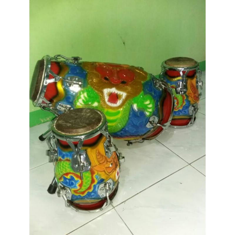 satu set kendang jaipong ukir