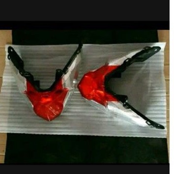 lampu belakang set Vario 125-150 LED