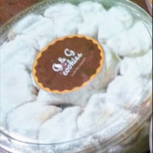 

KUE PUTRI SALJU PREMIUM kemasan 500 gram