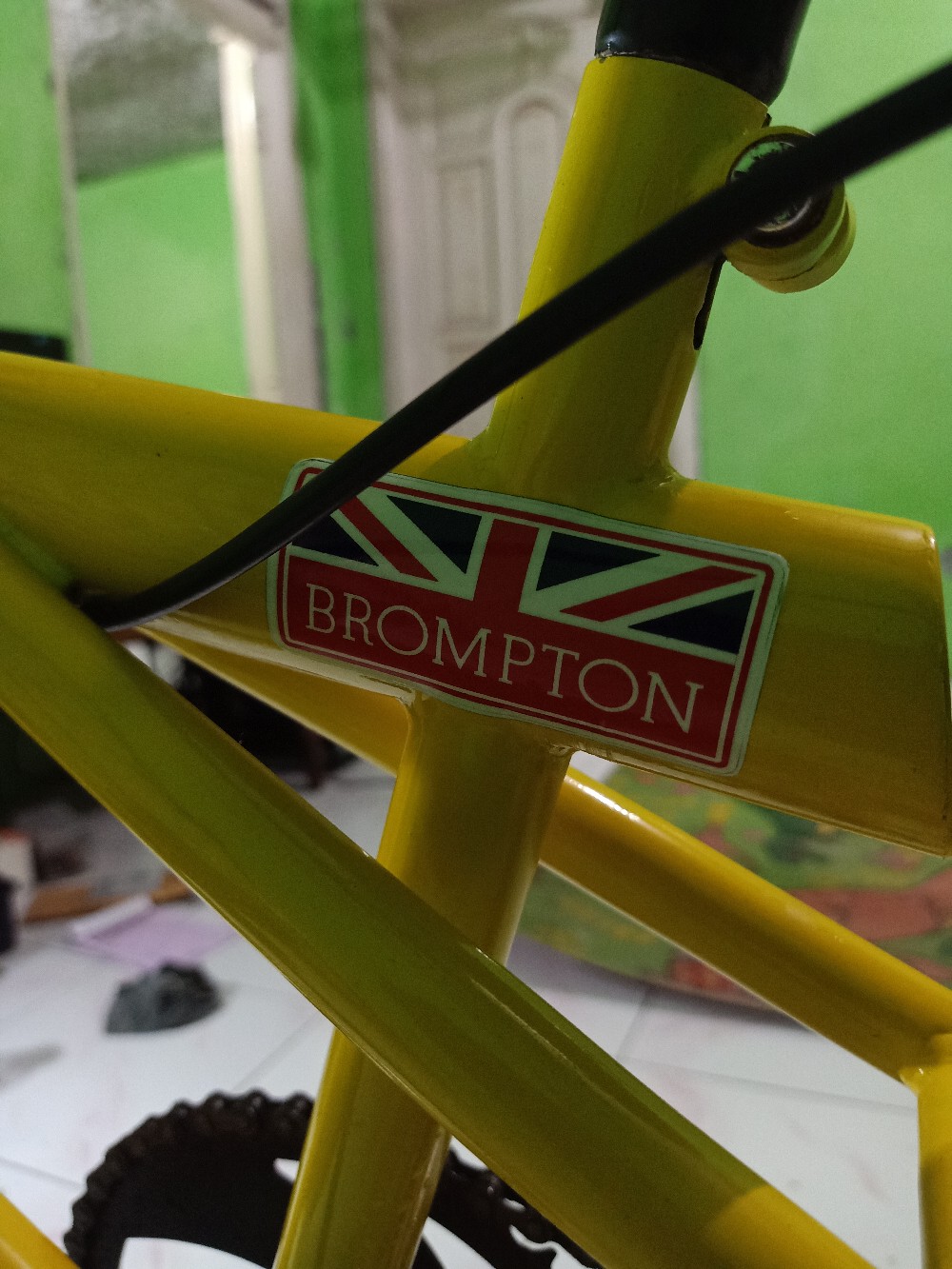 Stiker Logo Brompton Sticker Print And Cut Brompton Flag Anti Air Tahan Panas Lem Kuat Tahan Lama