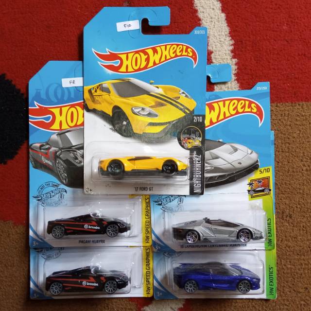 PAKET HOTWHEELS FORD GT
