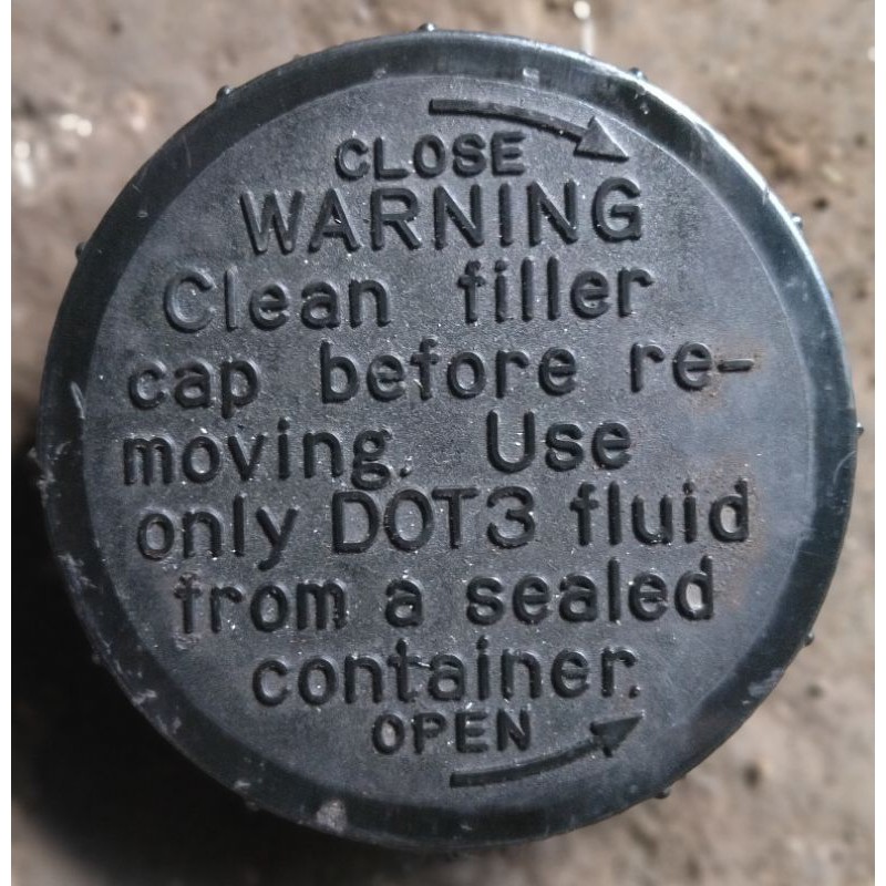 Tutup Tabung Minyak Master Rem Panther Original