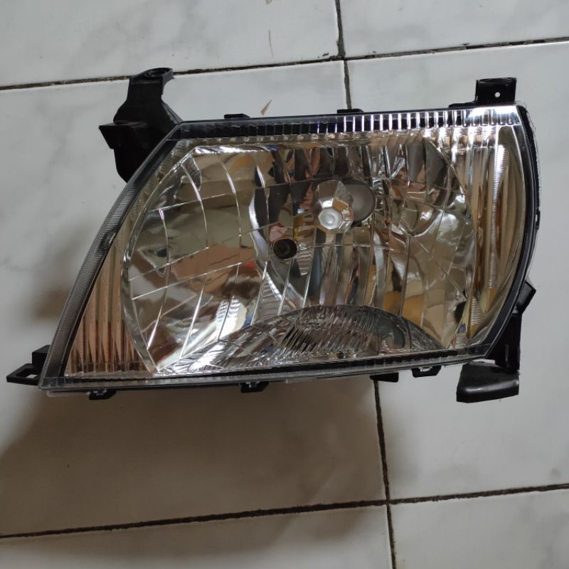 HEAD LAMP TOYOTA KIJANG KAPSUL (2003-2004)