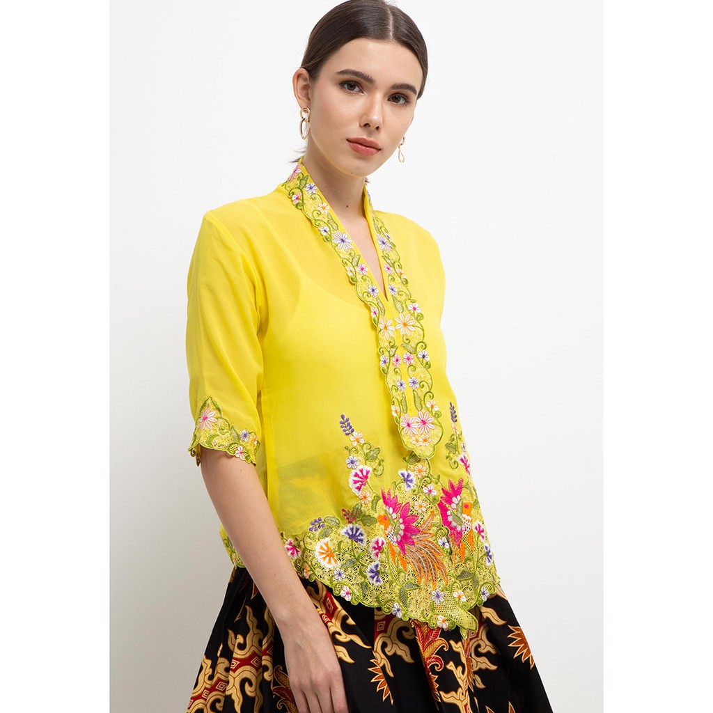 Batik First Kebaya Classic Kupnat