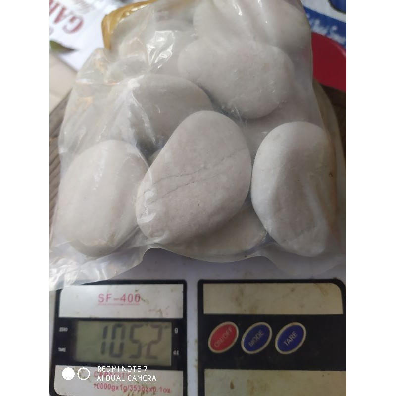 Batu koral Putih(Besar)1kg