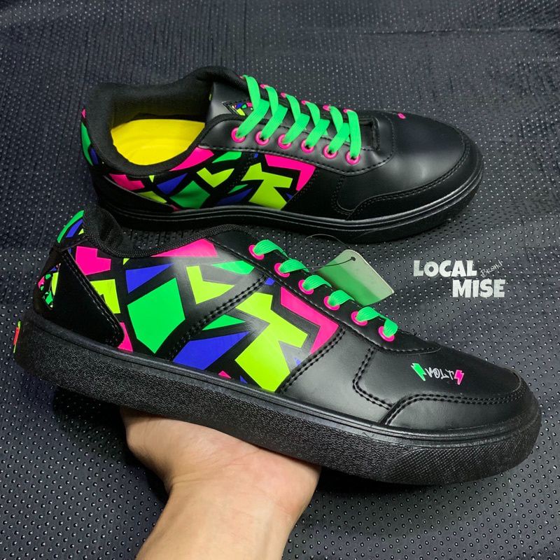 aerostreet volt hitam neon