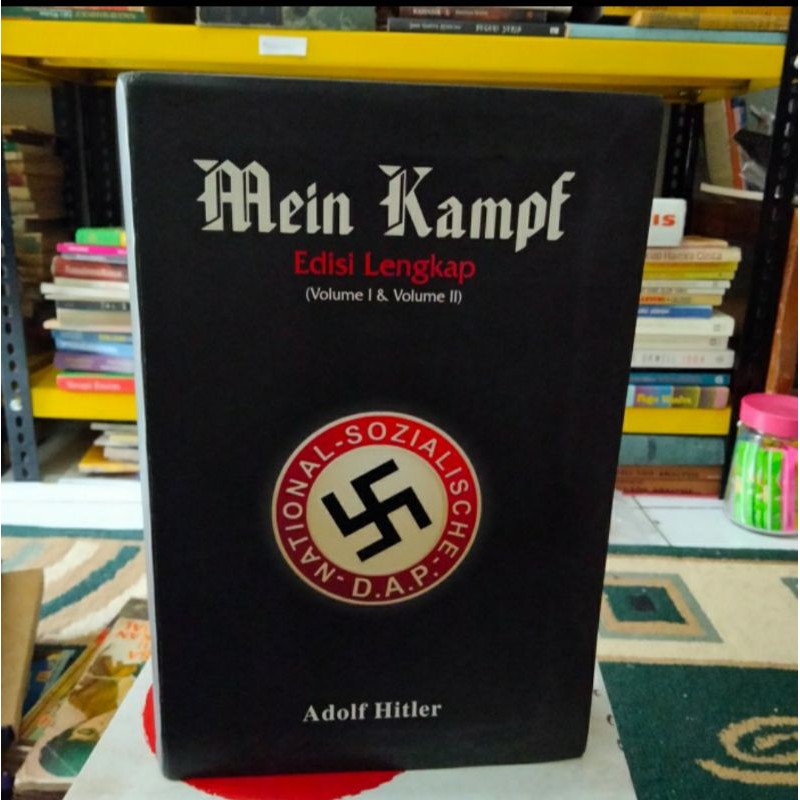 Mein kampf edisi lengkap (volume 1 & volume 2)