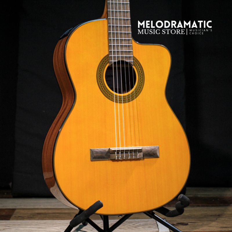 GITAR CLASSIC NYLON TAKAMINE GC1CE