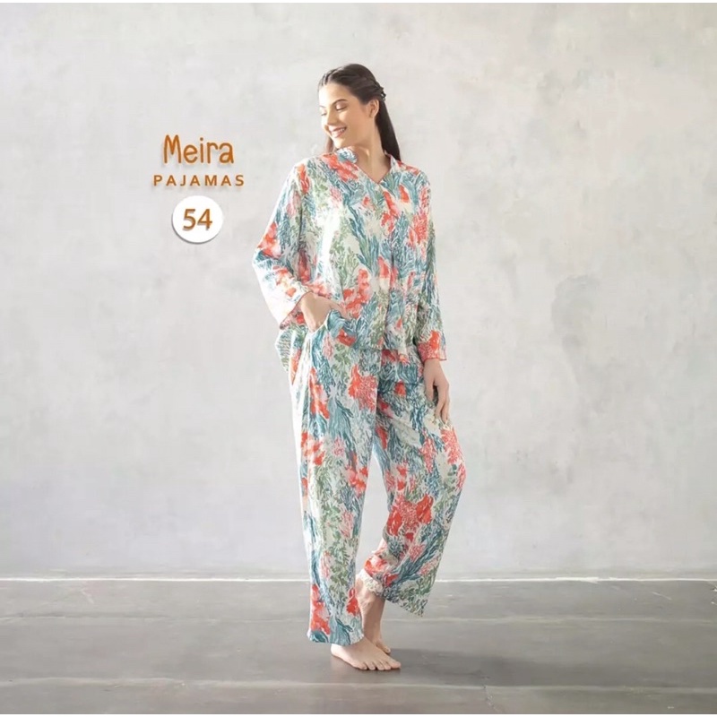 Preloved Meira Piyama by Puella Sleepwear XL