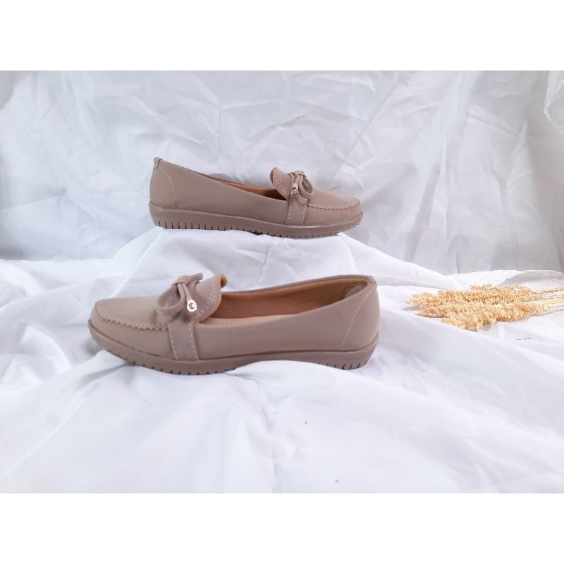 Milicca Sepatu Wanita Flat &amp; Ballerina Bivali