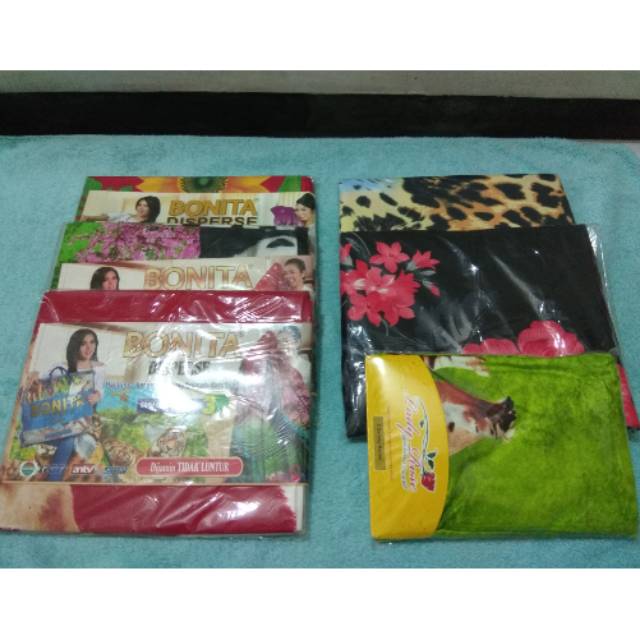 Sarung bantal bonita dan sarung guling