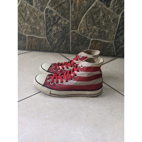 Converse American Flag