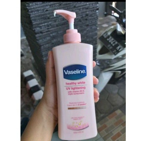 Vaseline Healthy Bight UV Extra Brightening GlutaGlow Lotion 400 ml BPOM