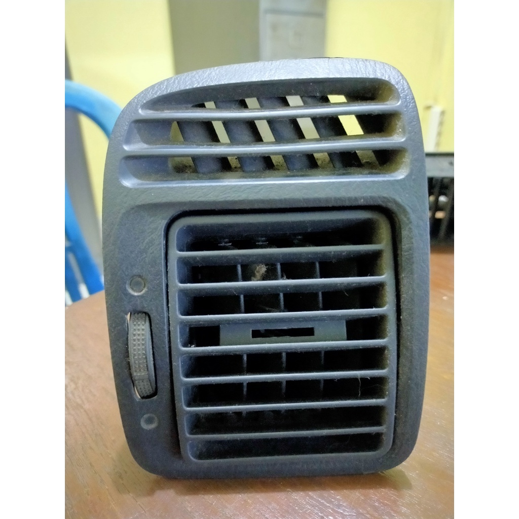 Kisi-Kisi AC Honda Stream kiri