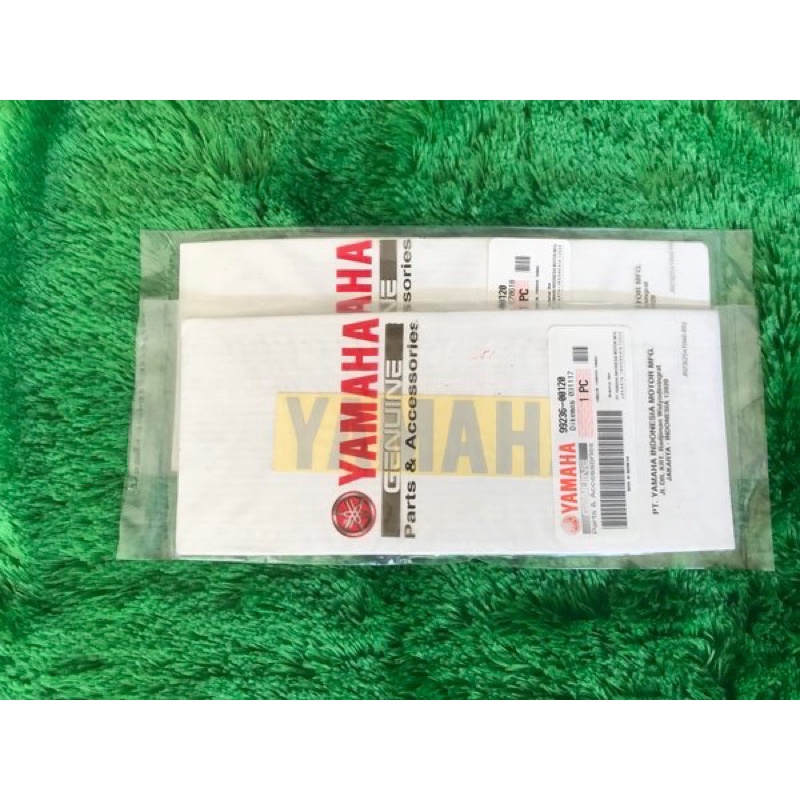 1Set Kanan Kiri Emblem Stiker Sticker Striping Silver Cover Shock Spakbor Original Yamaha F1zr F1z F