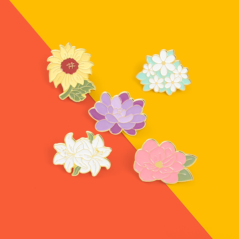 Pin / Bros Bunga Matahari / Lily / Lotus / Daisy / Peach Blossom 5 Model Untuk Aksesoris Wanita