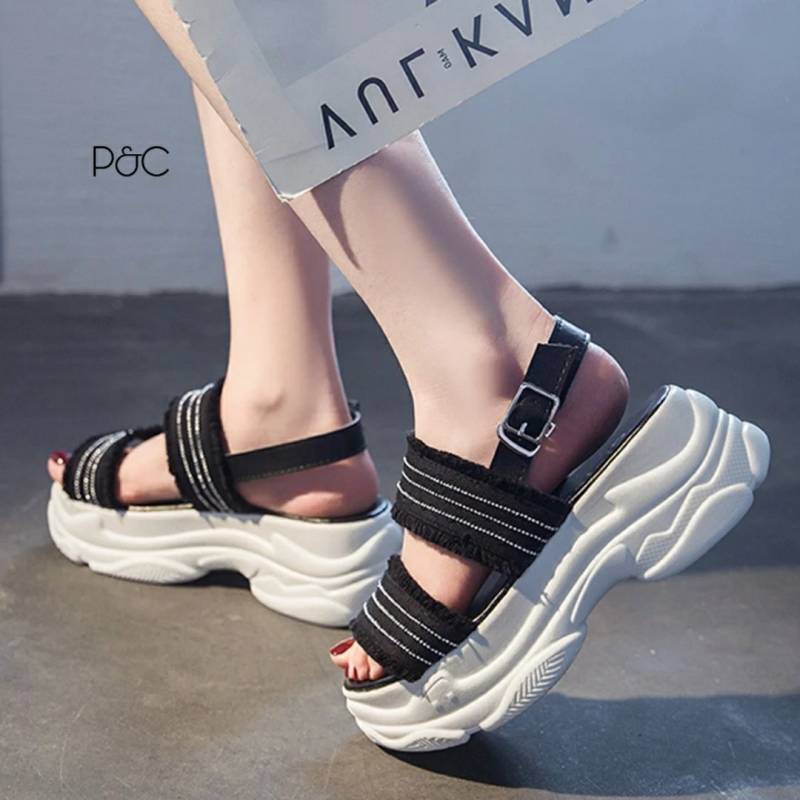 SANDAL WANITA SANDAL GUNUNG LEVIS TERBARU BEST SELLER