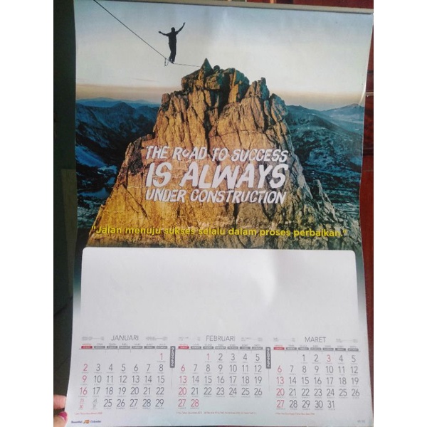 kalender dinding triwulan motif motivasi tahun 2022