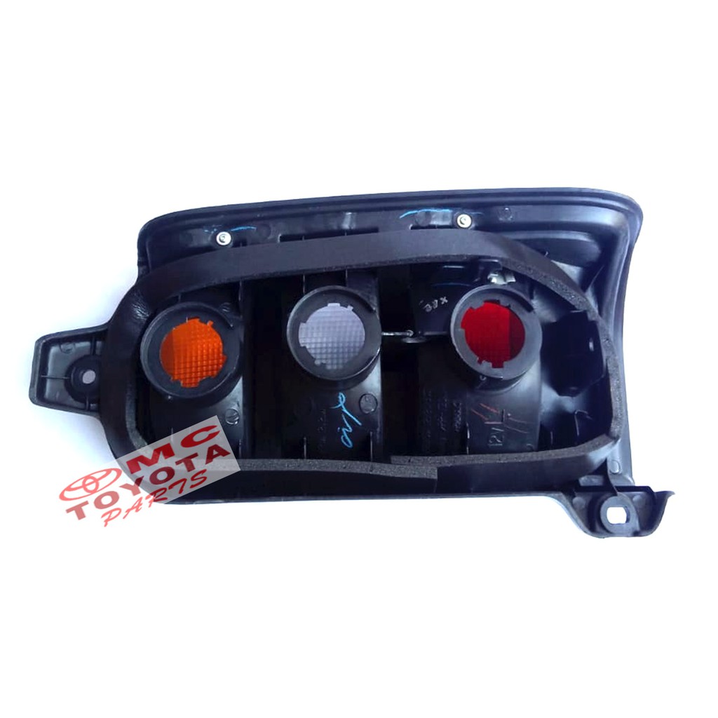 Lampu Stop Lamp Belakang Kiri Kijang 81561-0B010