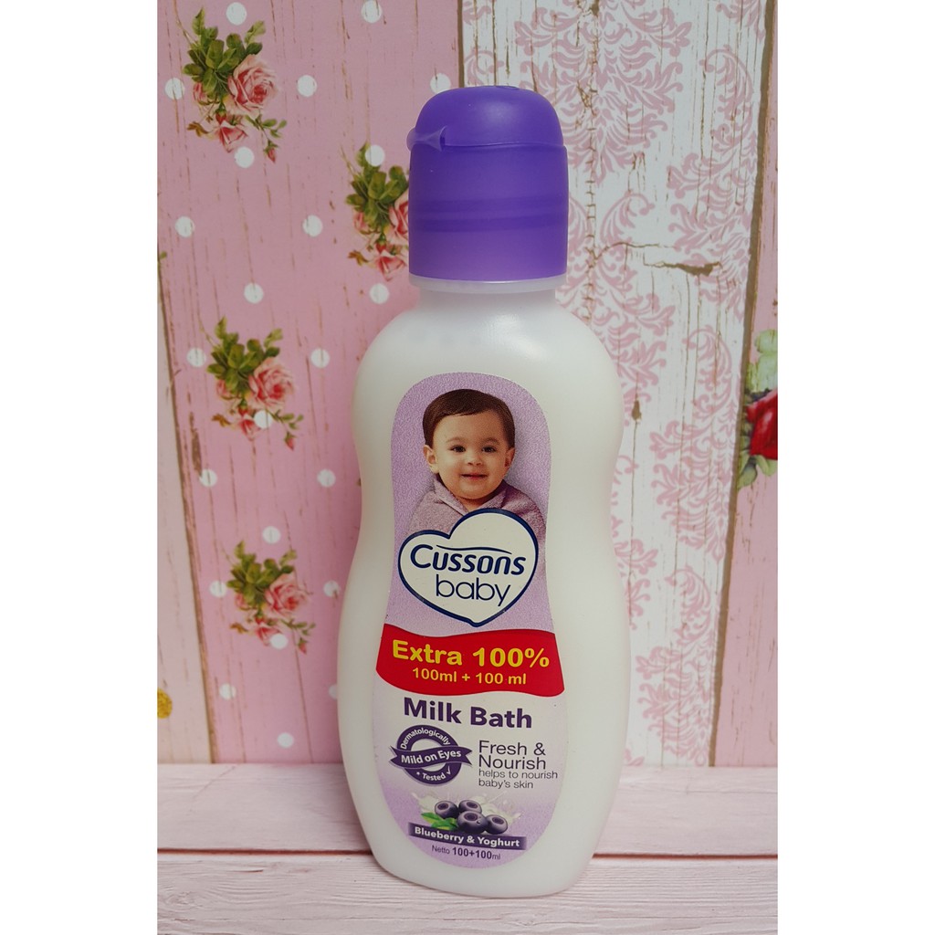 EXTRA ISI Cussons Baby Milk Bath 100ml + 100ml Sabun Mandi Bayi