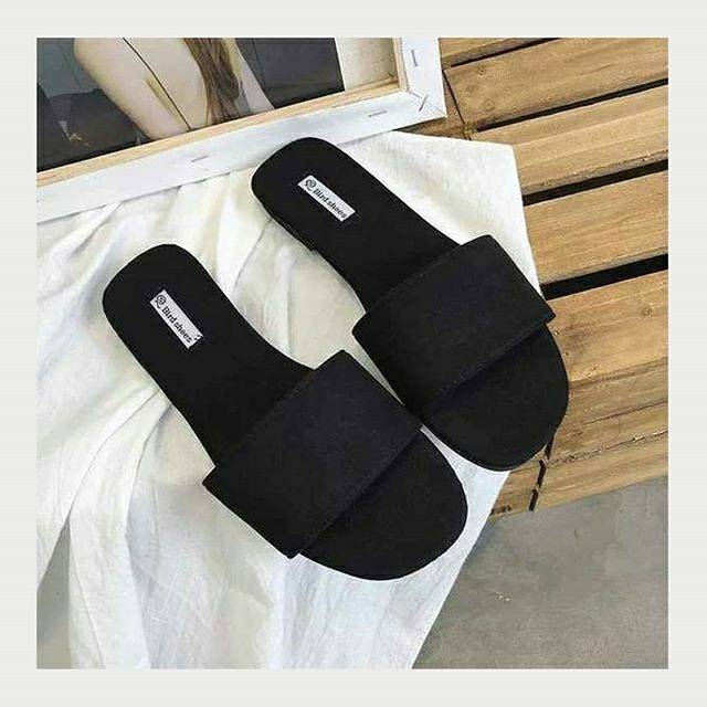 LOEWY SANDALS
