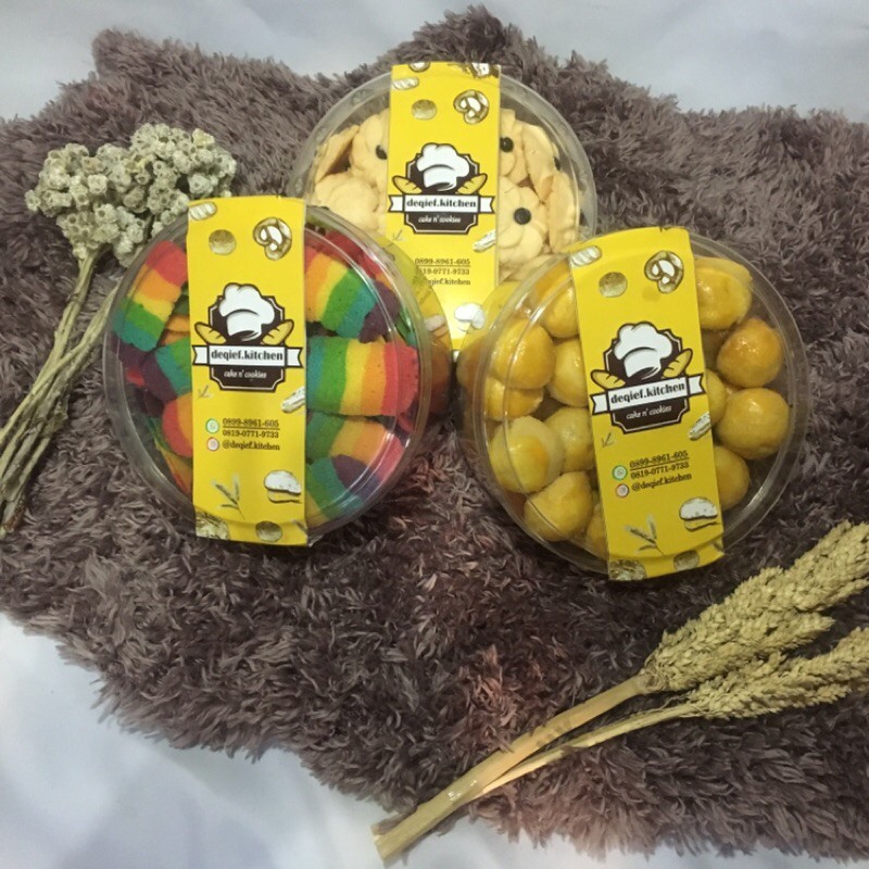 

KUE KERING LEBARAN