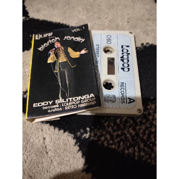 kaset pita eddie silitonga / biarlah sendiri