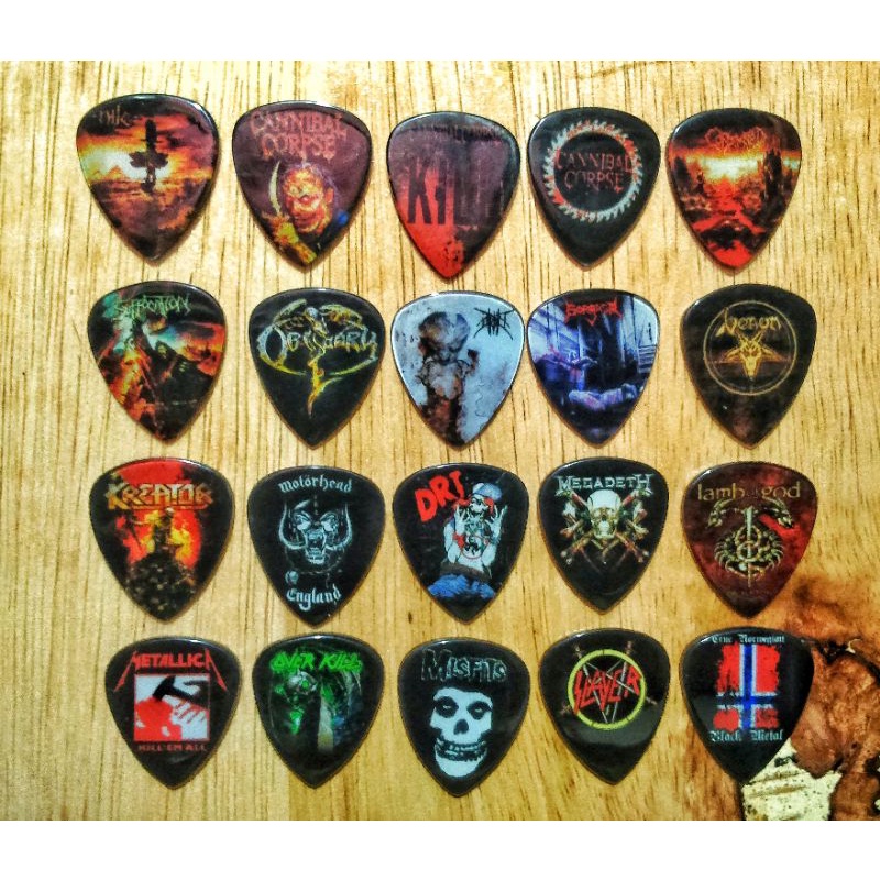pick gitar Band tebal 2mm Random