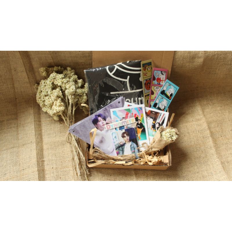 

hampers/giftbox/hamperskpop/kadokpop/bts