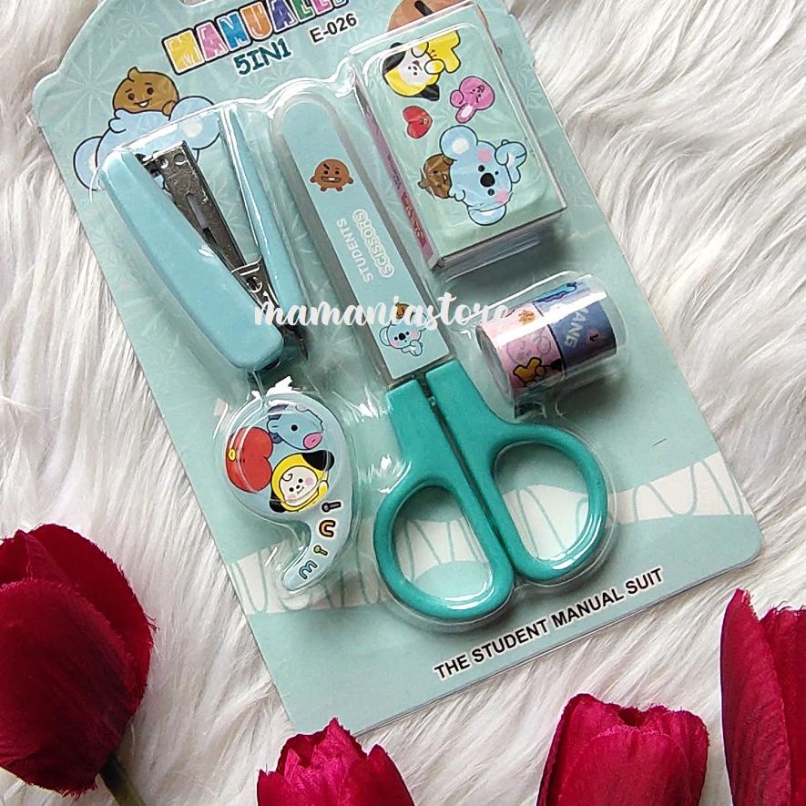 

Hot - GUNTING + STAPLES + ISOLASI SET BTS BT21 / GUNTING 5IN1 SET BTS / STAPLES 1 SET BTS BT21 / ISOLASI KARAKTER BTS BT21 ..