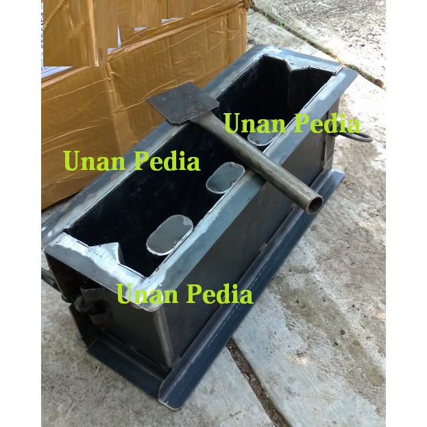 Cetakan Batako Manual / Alat Cetak Batako Standart / Cetak Batako Lubang 3