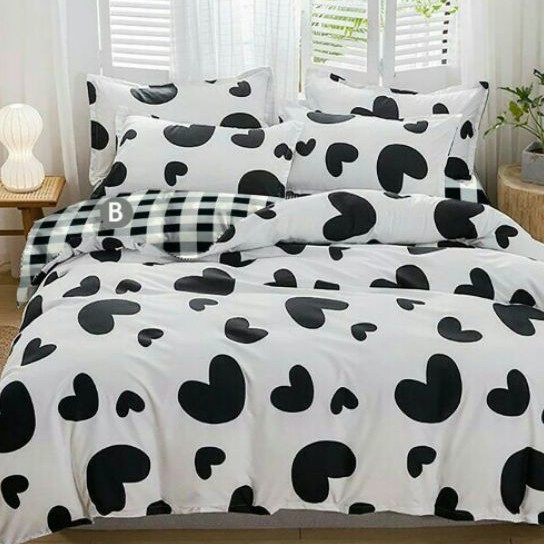 sprei motif love hitam putih
